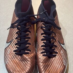 Nike Men's Copper Zoom Soccer Shoes